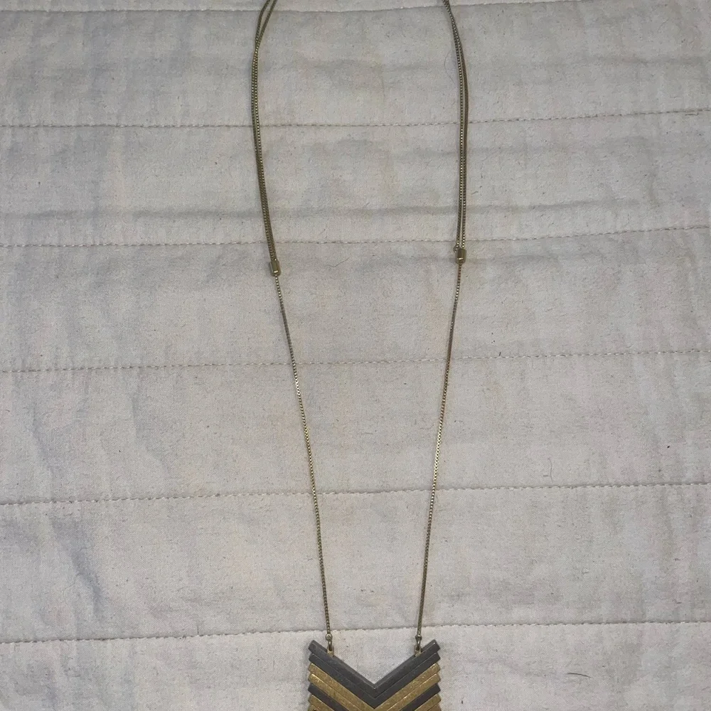 Madewell Gold and Silver tone Chevron Necklace Adjustable Chain - Picture 3 of 13